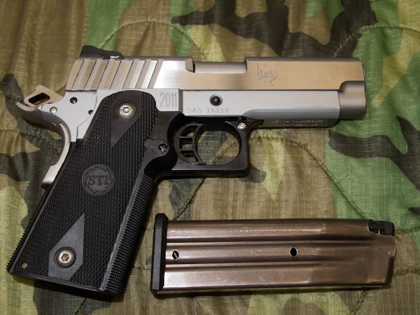 Pištoľ STI VIP 3,9" .45 ACP "2011" 